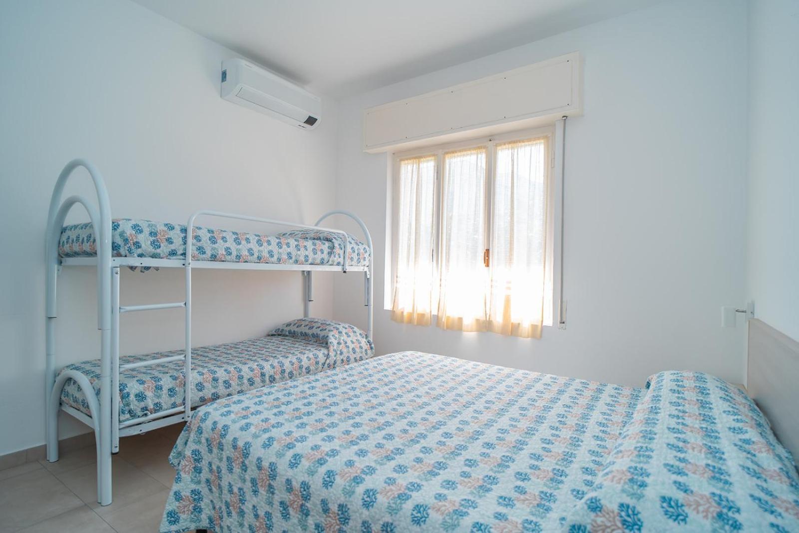 Casa Vacanze Ferrando ピエトラ・リーグレ エクステリア 写真